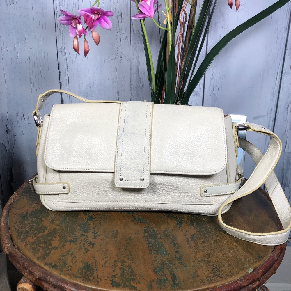Tignanello Vintage Cream Leather Baguette Purse